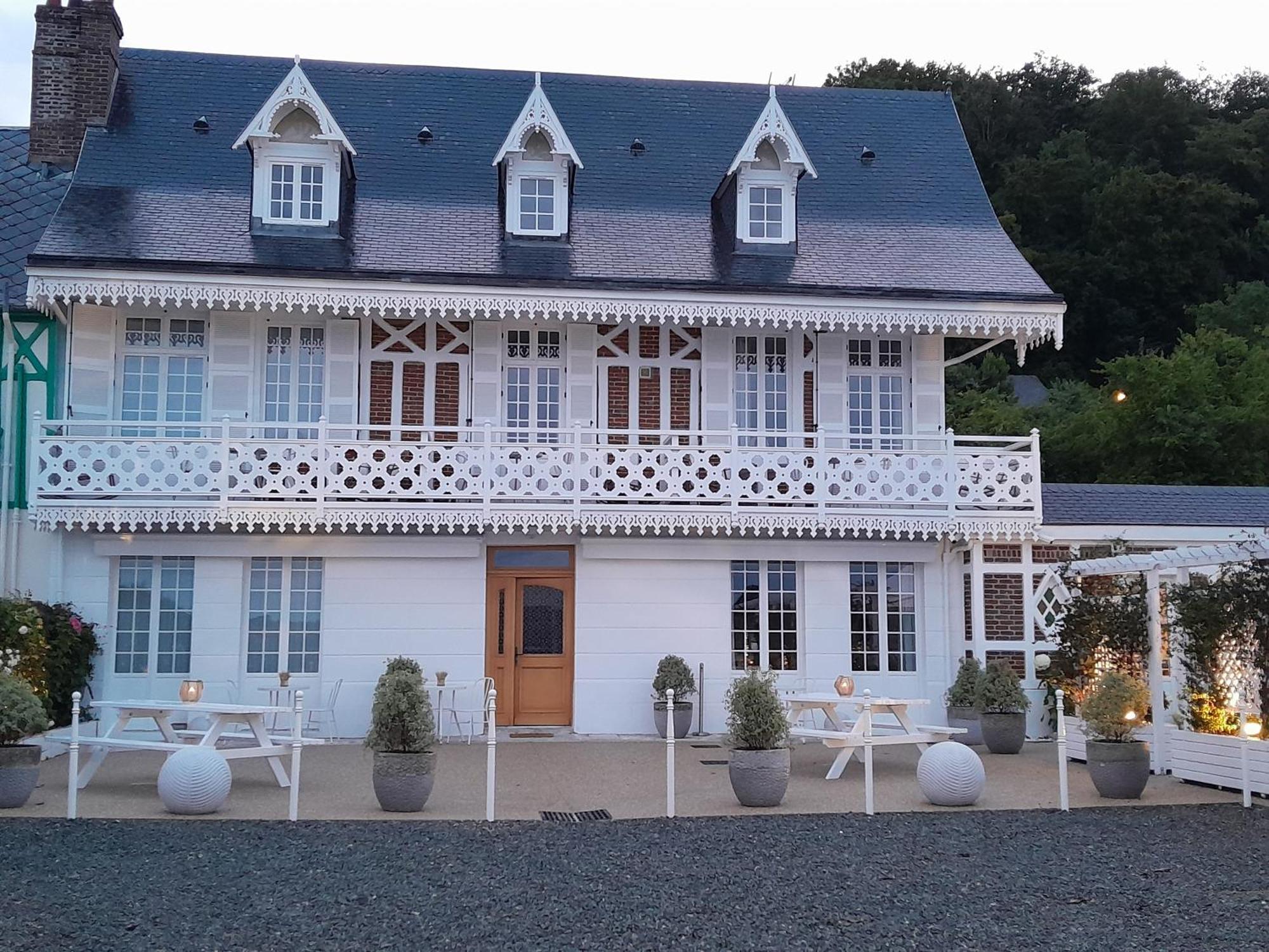 White House, Maison D'Hotes Villequier Экстерьер фото